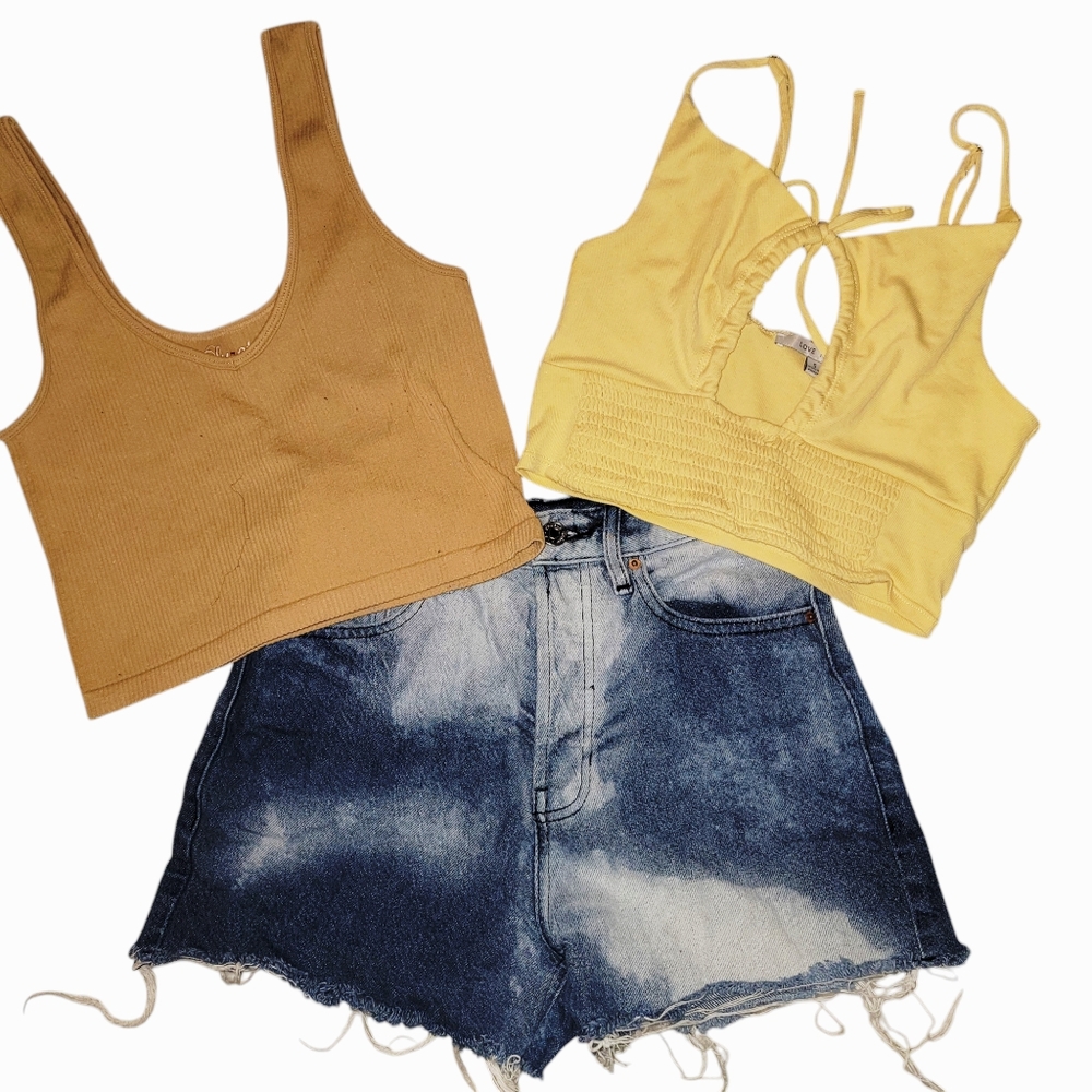 PACSUN Summer Bundle - High Rise Cut-Off Shorts & 2 Small Cropped Tank Tops